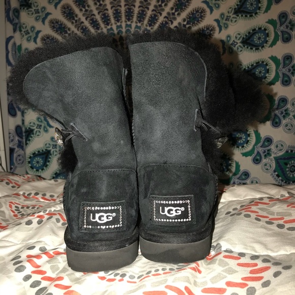 Bling Uggs - Picture 1 of 3